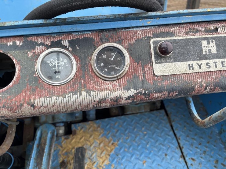 hyster-h300a-forklift-image-29