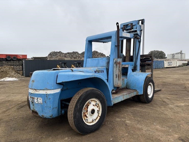 hyster-h300a-forklift-image-3