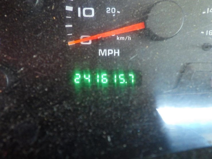 2002-ford-f450-image-15