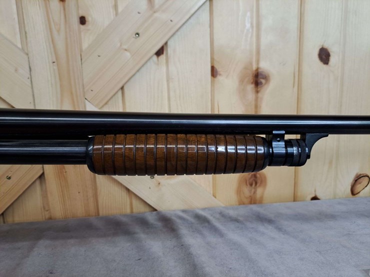 ithaca-model-37-20-gauge-pump-shotgun-image-11