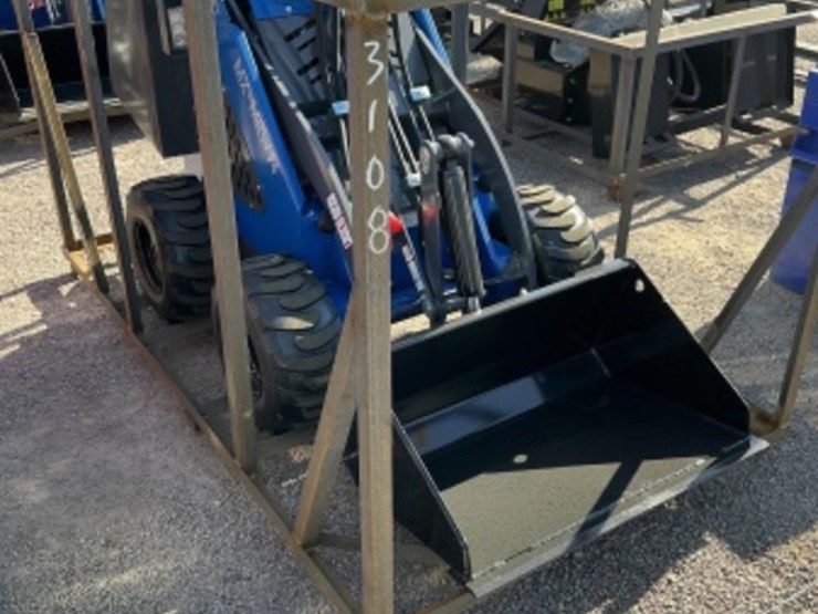 2025-agt-mx-mrw14-skid-steer-image-1