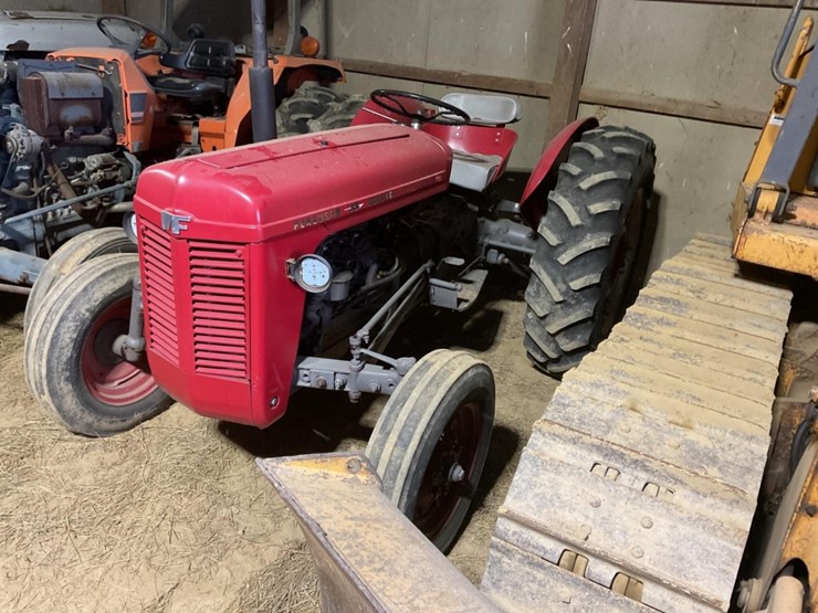 massey-ferguson-35-image-1
