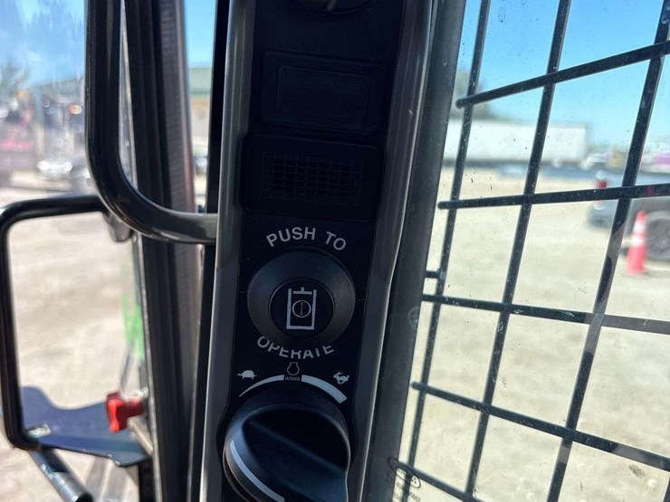 2024-case-tv620b-image-16