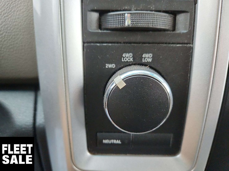 2011-dodge-1500-image-12