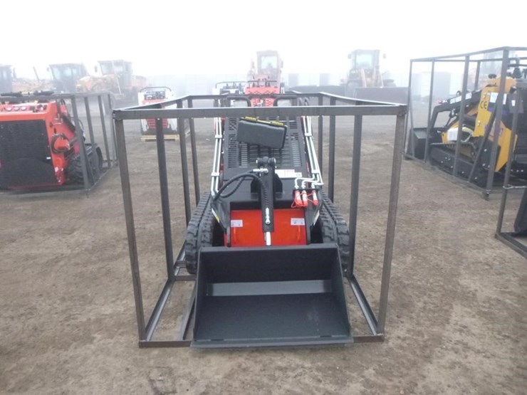 2025-agt-lrt23-skid-steer-track-loader-image-5