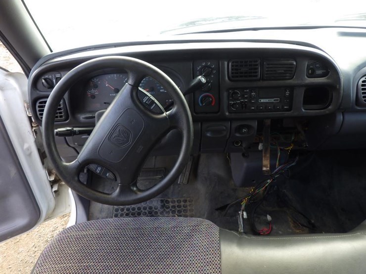 1999-dodge-ram-1500-image-8