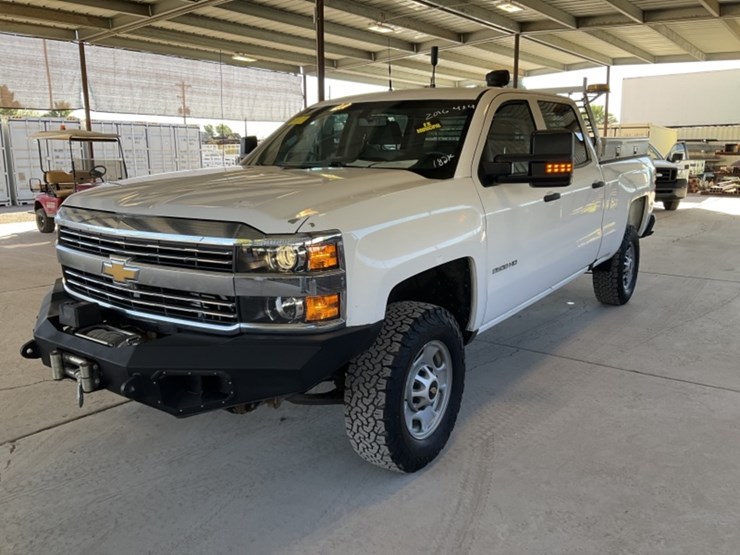 2016-chevrolet-silverado-2500-image-4