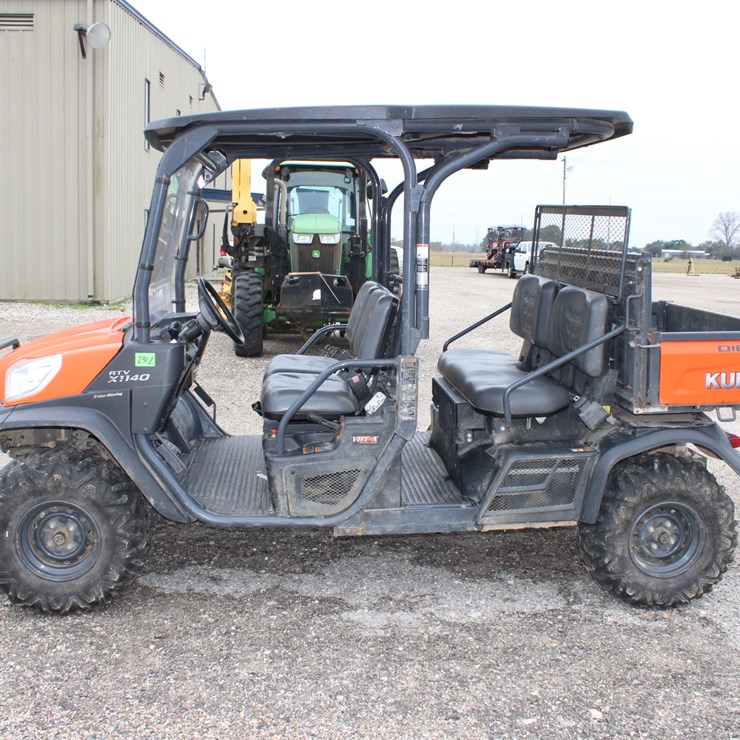 #2302 • 2016 Kubota RTV