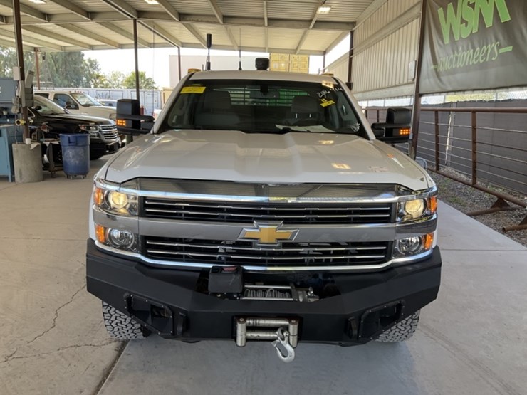 2016-chevrolet-silverado-2500-image-3