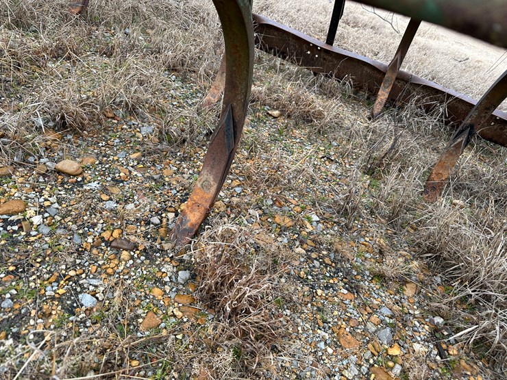 john-deere-100-image-23