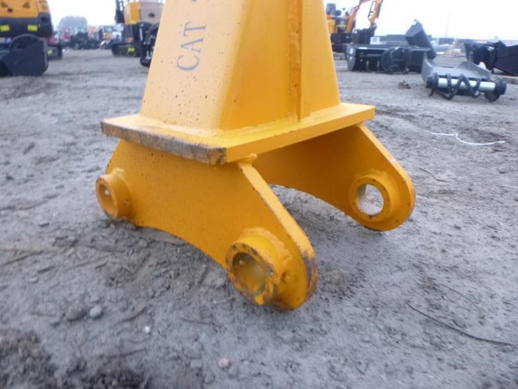 caterpillar-307-image-5