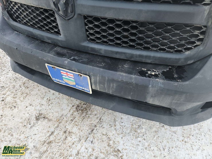 2017-dodge-1500-image-35