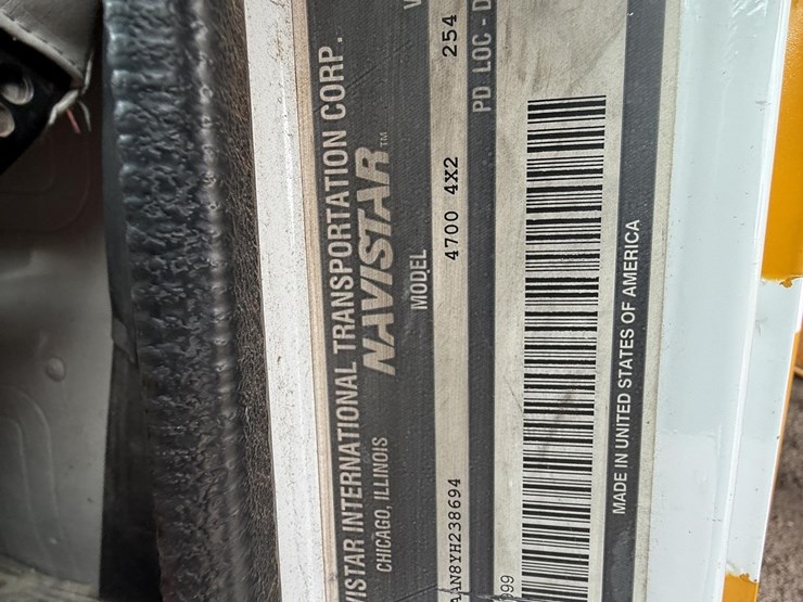 2000-international-4700-image-20