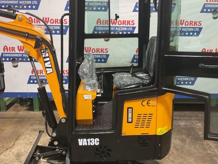 (inv.50030)-2025-miva-va13c-mini-excavator,-13.5-hp-gas-engine,-aux.-hydraulics,-manual-thumb,-image-7