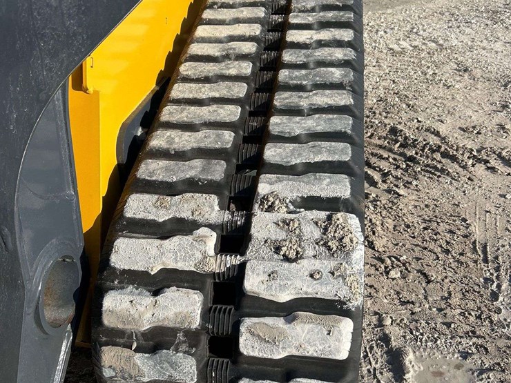 2023-deere-333g-image-17