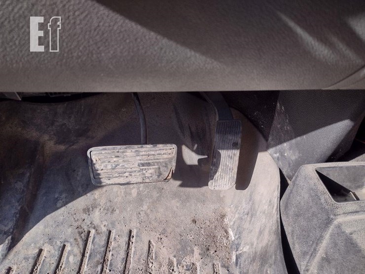 11-chevy-truck^title^-image-10