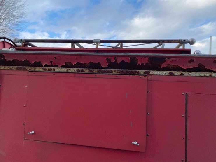 1949-ford-f7-firetruck-image-23