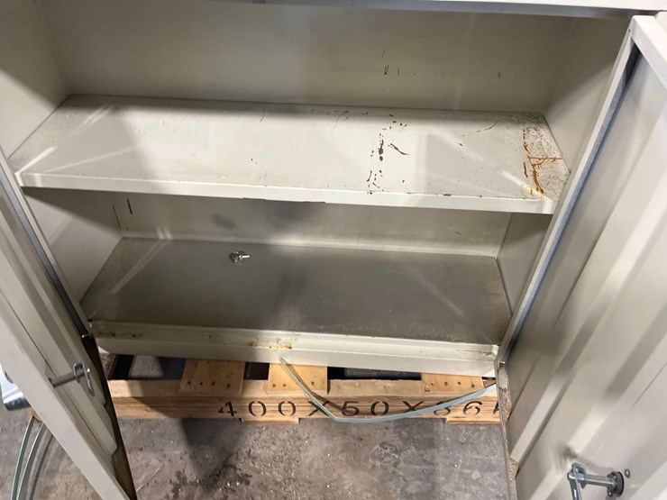 metal-cabinet-image-4