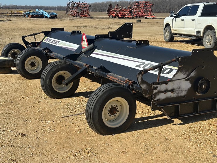 #4303-•-**-balzer-20’dd-fmc-shredder-10277-0218-image-3