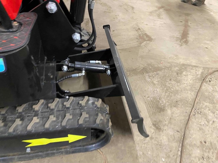 2025-future-ft13-mini-excavator-image-16