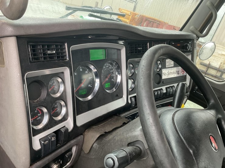 2015-kenworth-t400-image-24