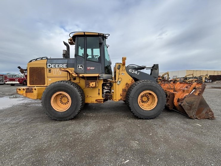 2005-deere-624j-image-7