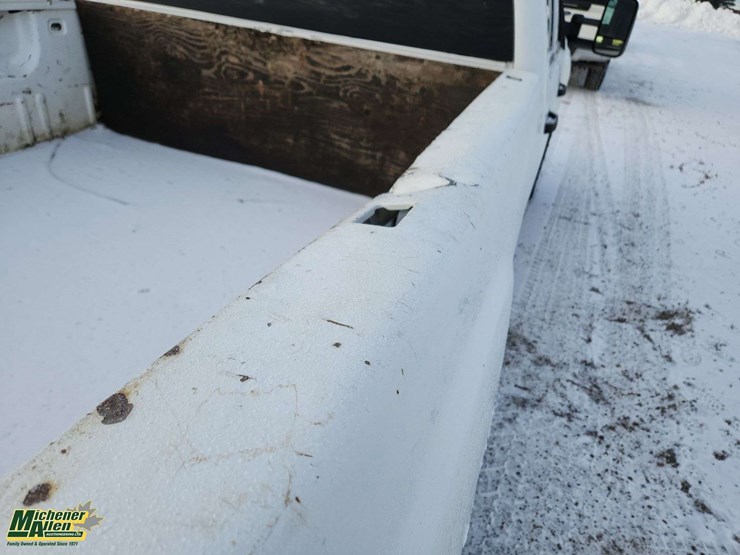 2011-gmc-sierra-3500hd-image-67