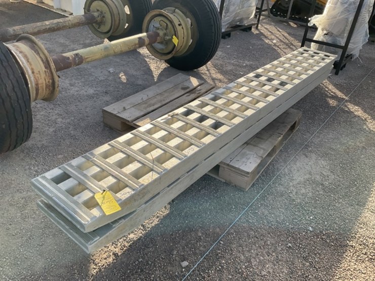 (2)-aluminum-ramps-image-1