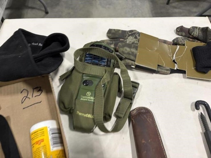 holster,-hunting-items-image-3