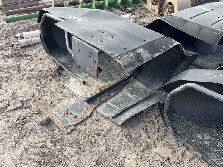 john-deere-4710-image-3