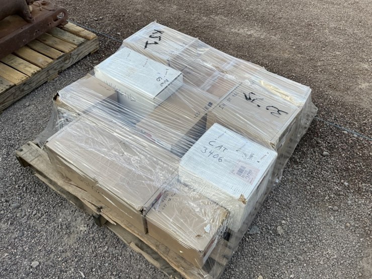 pallet-of-diesel-engine-parts-image-4