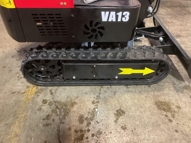 (inv.50009)-new-unused-miva-va13-mini-excavator,-13.5-gas-engine,-manual-thumb,-15"-bucket,-blade-image-14