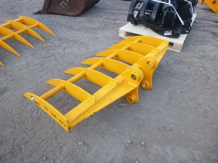 caterpillar-303-image-4