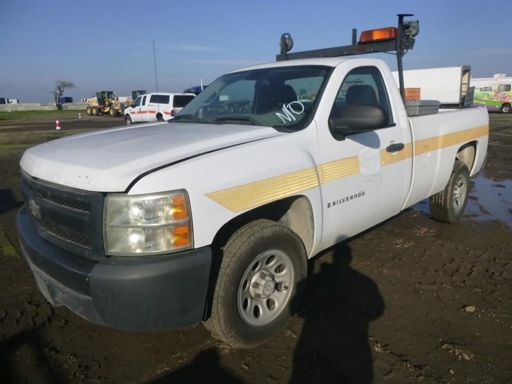 2008-chevrolet-silverado-1500-image-1