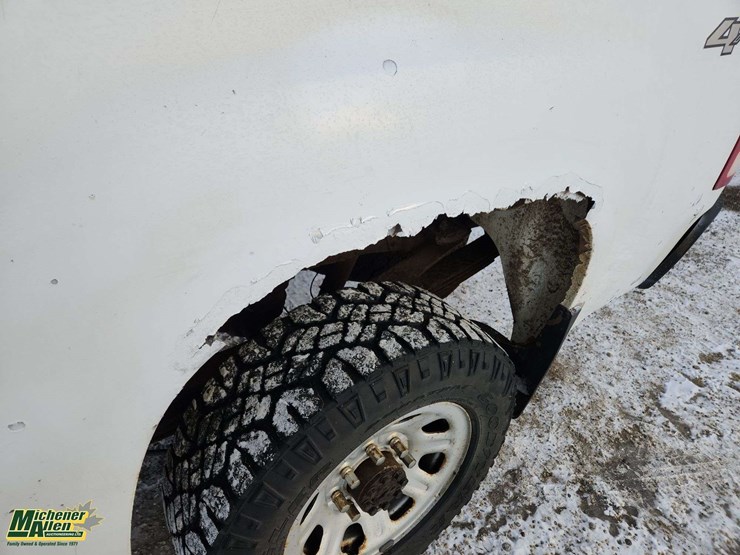 2011-gmc-sierra-3500hd-image-56