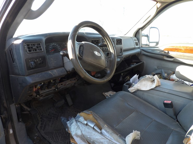 2003-ford-f350-image-18