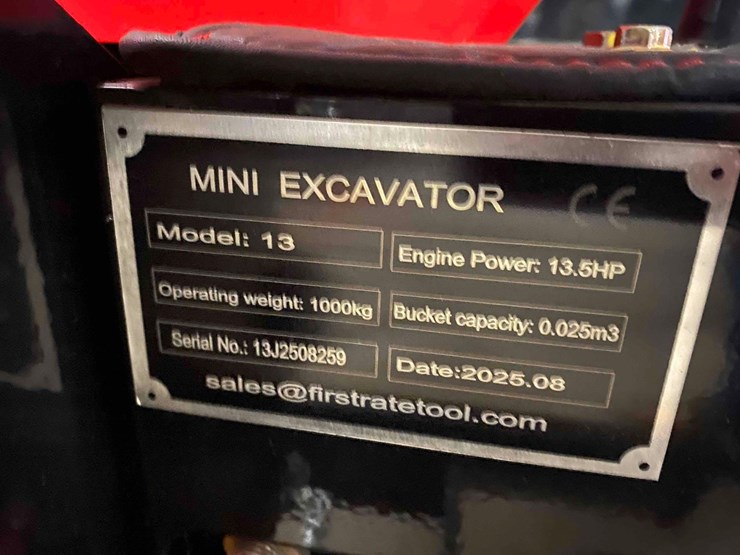 2025-future-ft13-mini-excavator-image-27