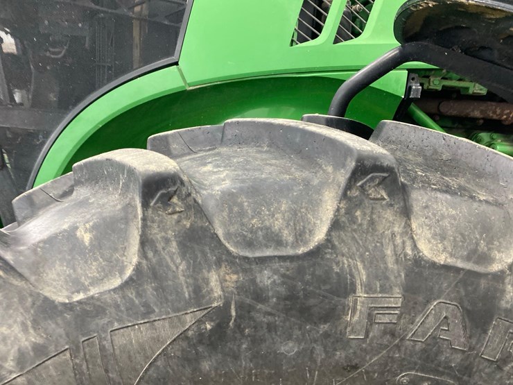 2013-john-deere-7230r-image-27