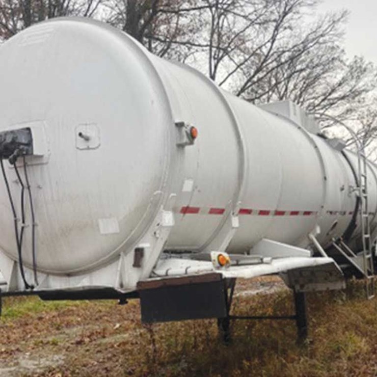 1985 TRAILMASTER TANKER