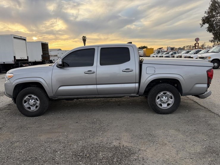 2020-toyota-tacoma-image-7