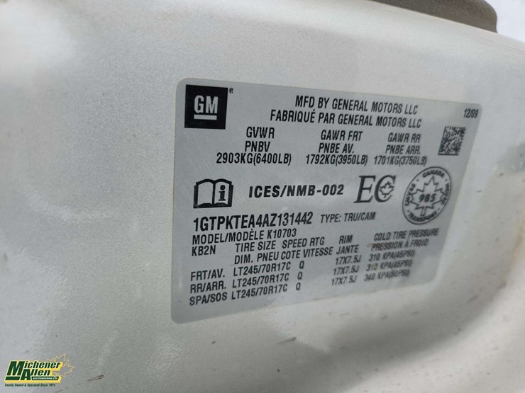 2010-gmc-sierra-1500-image-38