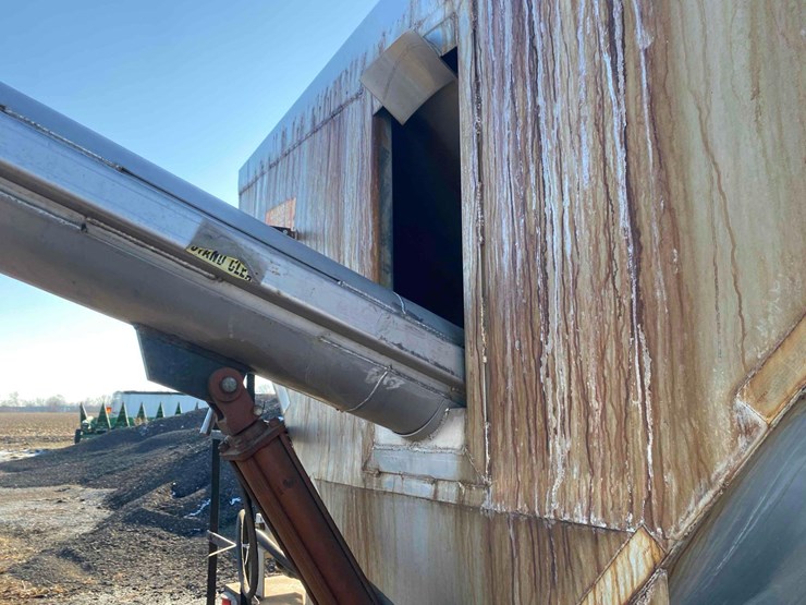 adams-ss-fertilizer-bed-image-11