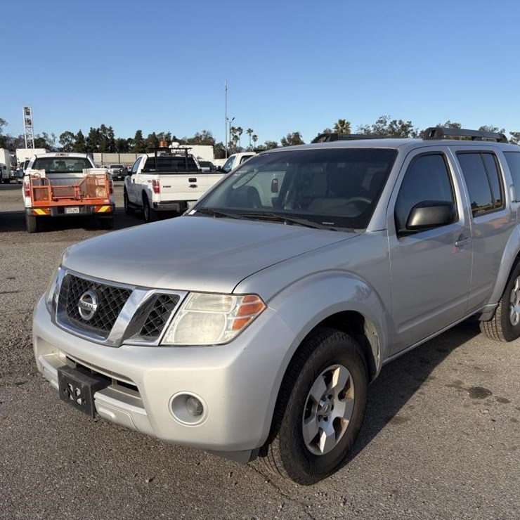 2012 NISSAN PATHFINDER