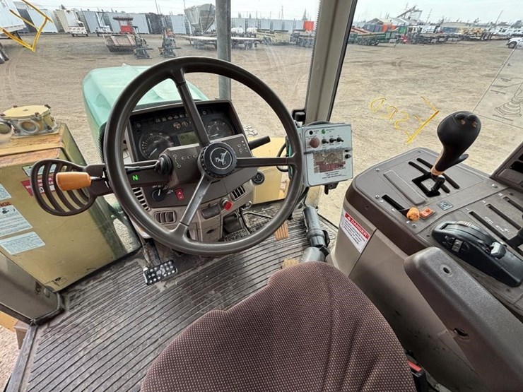2003-john-deere-7220-image-21