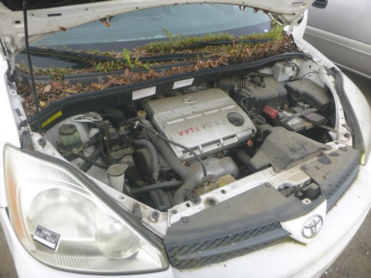 2005-toyota-sienna-image-10