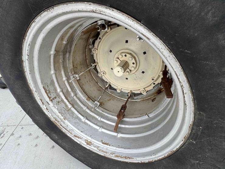 1984-ac-8070,-fwa,-powershift-image-39