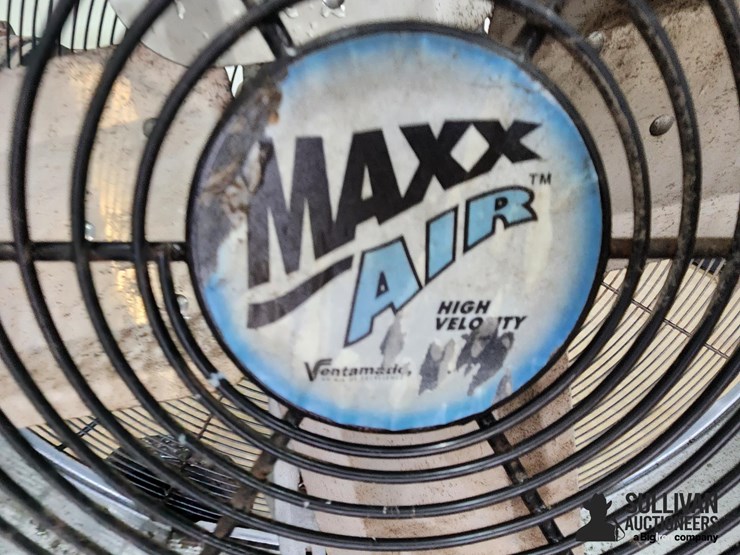 maxx-air-shop-fan-image-8
