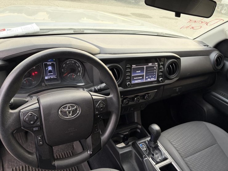 2020-toyota-tacoma-image-11