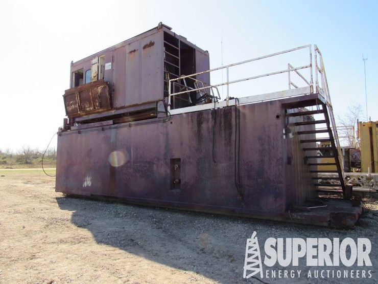 (1-50)-top-doghouse/water-tank-combo,-w/-9'h-x-20...-image-4