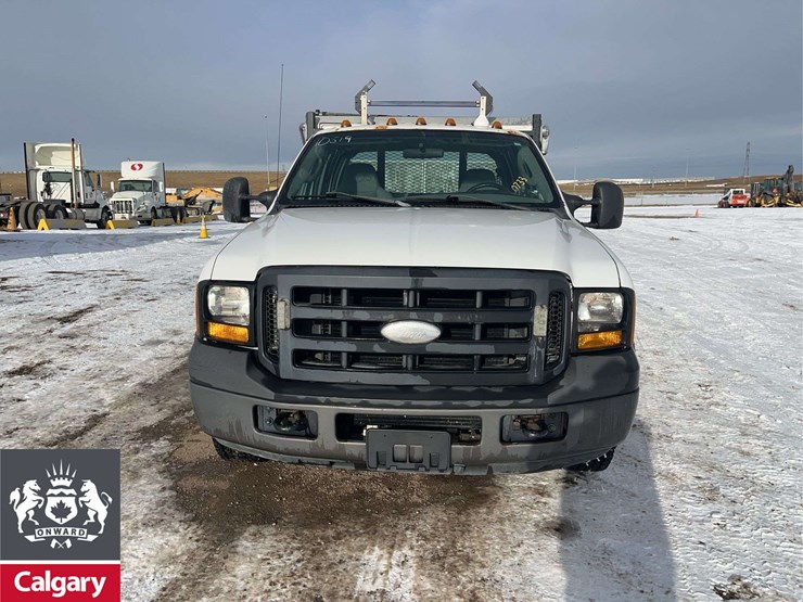 2006-ford-f350-image-10